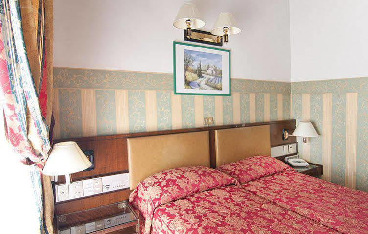 Repubblica Hotel Rome Exterior photo