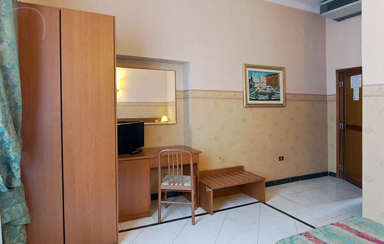 Repubblica Hotel Rome Exterior photo
